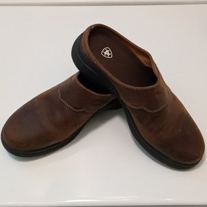 Ariat clip in clog